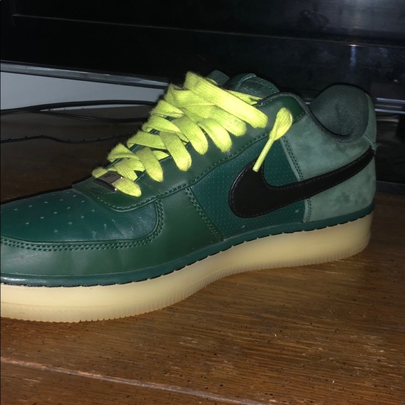 Nike Airforce 1 - Picture 2 of 8